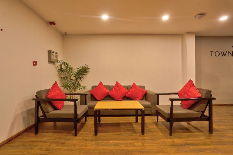 Oyo Townhouse 87 Spartan Nagar 첸나이 외부 사진